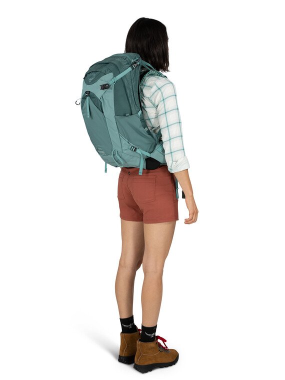 Osprey Mira 22 Hydration Backpack - Women's Osprey Mira 22 Hydration Backpack - Women's